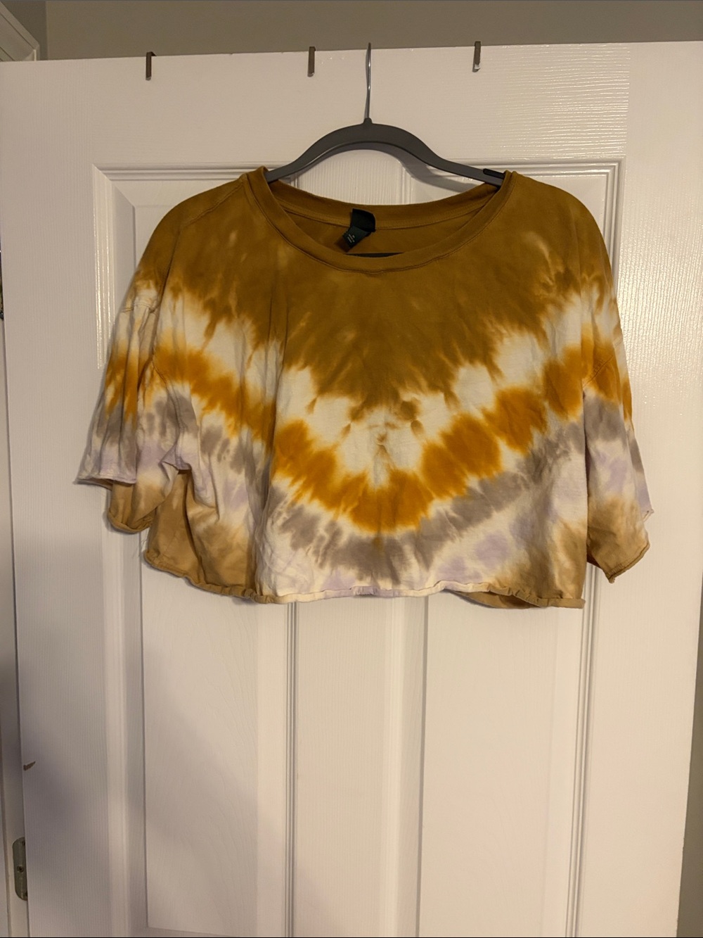wild fable Mustard White Gray Tie-Dye Cropped Tee